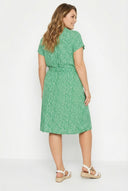 שמלה במידות גדולות דוגמת פרחים מידי חגורה במותן עם כפתורים 303329