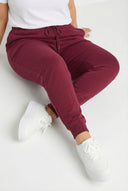 מכנסי ג׳וגר במידות גדולות גומי במותן גומי בשולי הקרסול עם שרוך עם כיסים שולי קרסול צר 303568