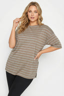 טישירט במידות גדולות צווארון עגול קצר דוגמת פסים שסעים בצדדים 303612