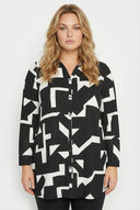 חולצה מכופתרת ארוכה במידות גדולות דוגמת אבסטרקט 304106