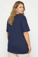 טישירט במידות גדולות שרוול קצר צווארון עגול עם הדפס 304180