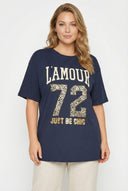 טישירט במידות גדולות שרוול קצר צווארון עגול עם הדפס 304180