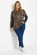 טי־שירט במידות גדולות שרוול ארוך צווארון עגול עם פרטי עור 304307