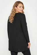 טי־שירט במידות גדולות שרוול ארוך צווארון עגול רחב (U) בד ריב 304381