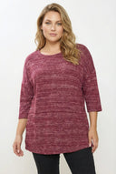 טוניקת טריקו במידות גדולות שרוול 3/4 צווארון עגול רחב (U) עם פרטי כפתורים 304438