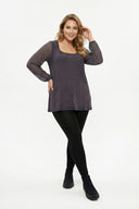 חולצה במידות גדולות שרוול טול ארוך מעוטרת באבנים בחזית צווארון עגול חולצה 321850-U