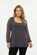 חולצה במידות גדולות שרוול טול ארוך מעוטרת באבנים בחזית צווארון עגול חולצה 321850-U