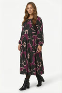 שמלת מקסי במידות גדולות שרוול ארוך צווארון V בד מקומט 616397