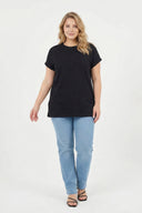 טישירט במידות גדולות שרוול קצר צווארון עגול Basic שסעים בצדדים RFT-01