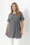 טישירט טוניקה במידות גדולות פרטי שרוולים גומי במותן עם קפלים T43