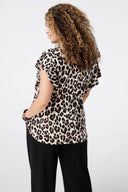 חולצה במידות גדולות עם צווארון עגול הדפסה שרוולים עם פרנזים E26414