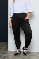 מכנסיים במידות גדולות גומי בשוליים ובמותן עם כיסים דק 143299