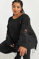 סוודר במידות גדולות שרוול ארוך צווארון עגול פרטי קרעים 303582