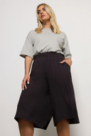 מכנס במידות גדולות עם כיסים רחבה עם לייקרה ג'רסי 144236