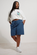 שורט רחב במידות גדולות עם כיסים גומי במותן 303199