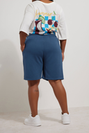 שורט רחב במידות גדולות עם כיסים גומי במותן 303199