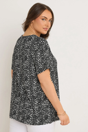 חולצה במידות גדולות שרוול קצר צווארון עגול עם הדפס 615913