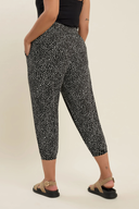 מכנס במידות גדולות מכפלת צרה מעל הקרסול גזרה קצרה עם הדפס עם כיסים 302447