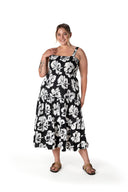 שמלה במידות גדולות גומי במותן עם כתפיות רחבות דוגמת פרחים T-79