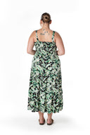 שמלה במידות גדולות גומי במותן עם כתפיות רחבות דוגמת פרחים T-82