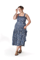 שמלה במידות גדולות גומי במותן עם כתפיות רחבות דוגמת פרחים T-84