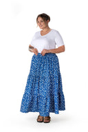 טישירט במידות גדולות צווארון V שרוול קצר חלקה 12481903