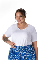 טישירט במידות גדולות צווארון V שרוול קצר חלקה 12481903